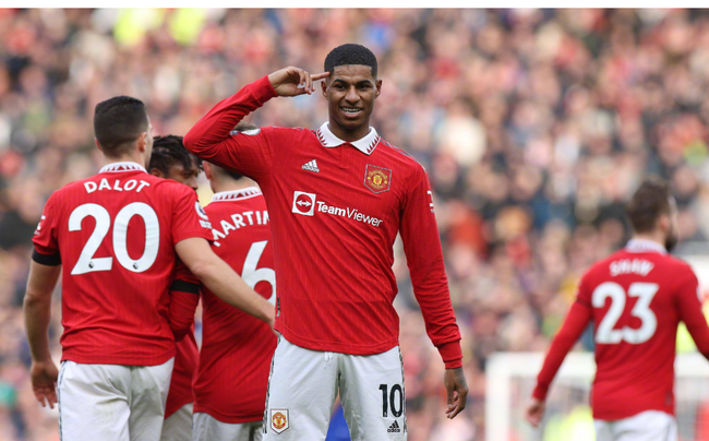 球队中的新 球队中的新