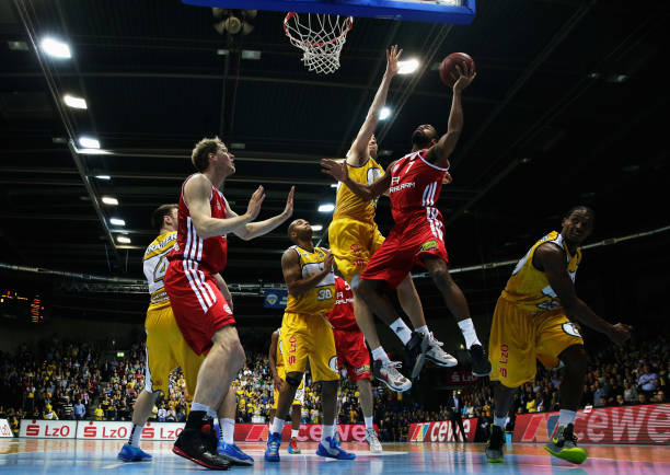 在引进波特 在引进波特