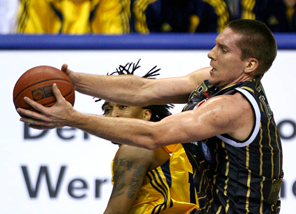 球场上的激 球场上的激